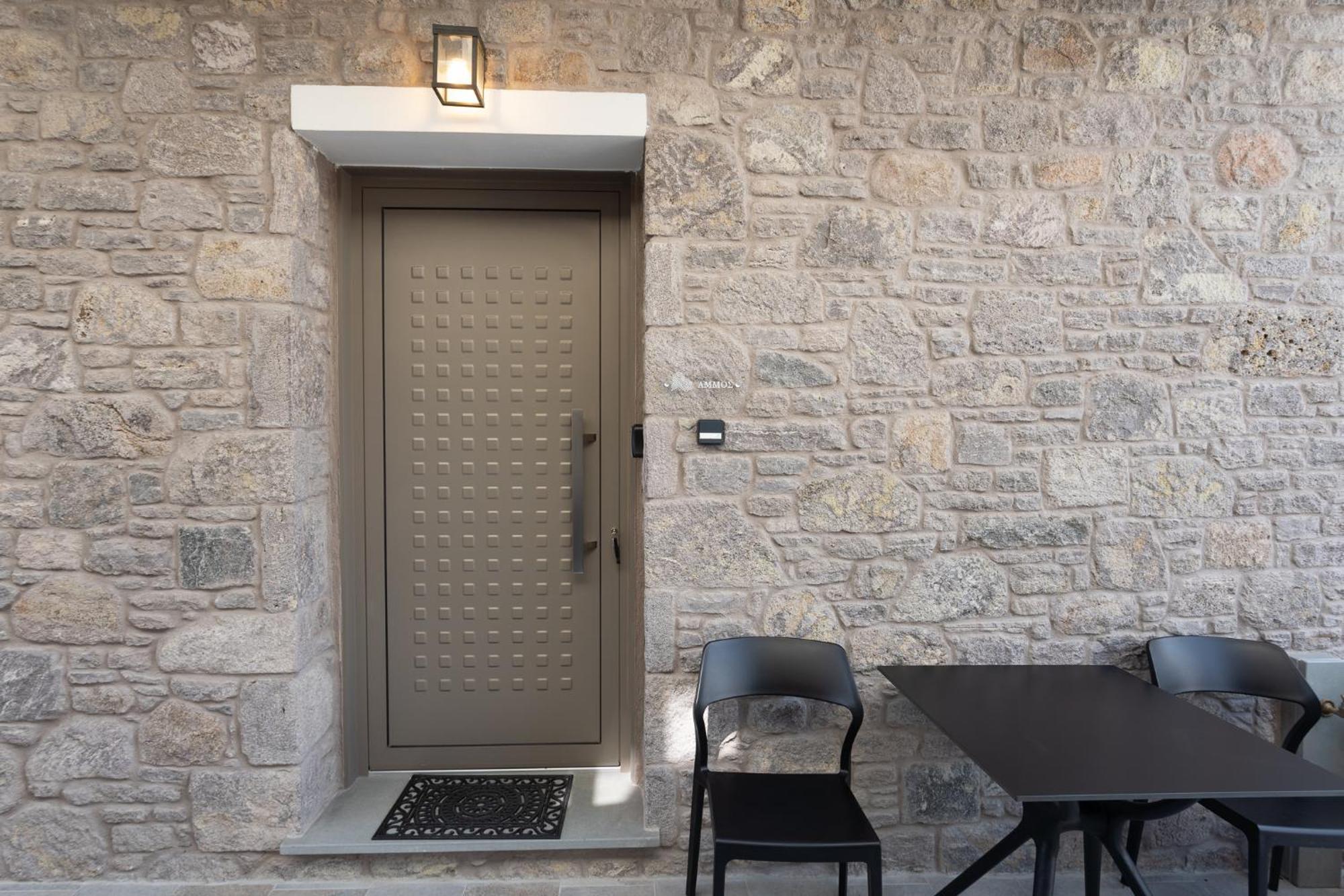 Akti Vigla Apartments Mytilene Bagian luar foto