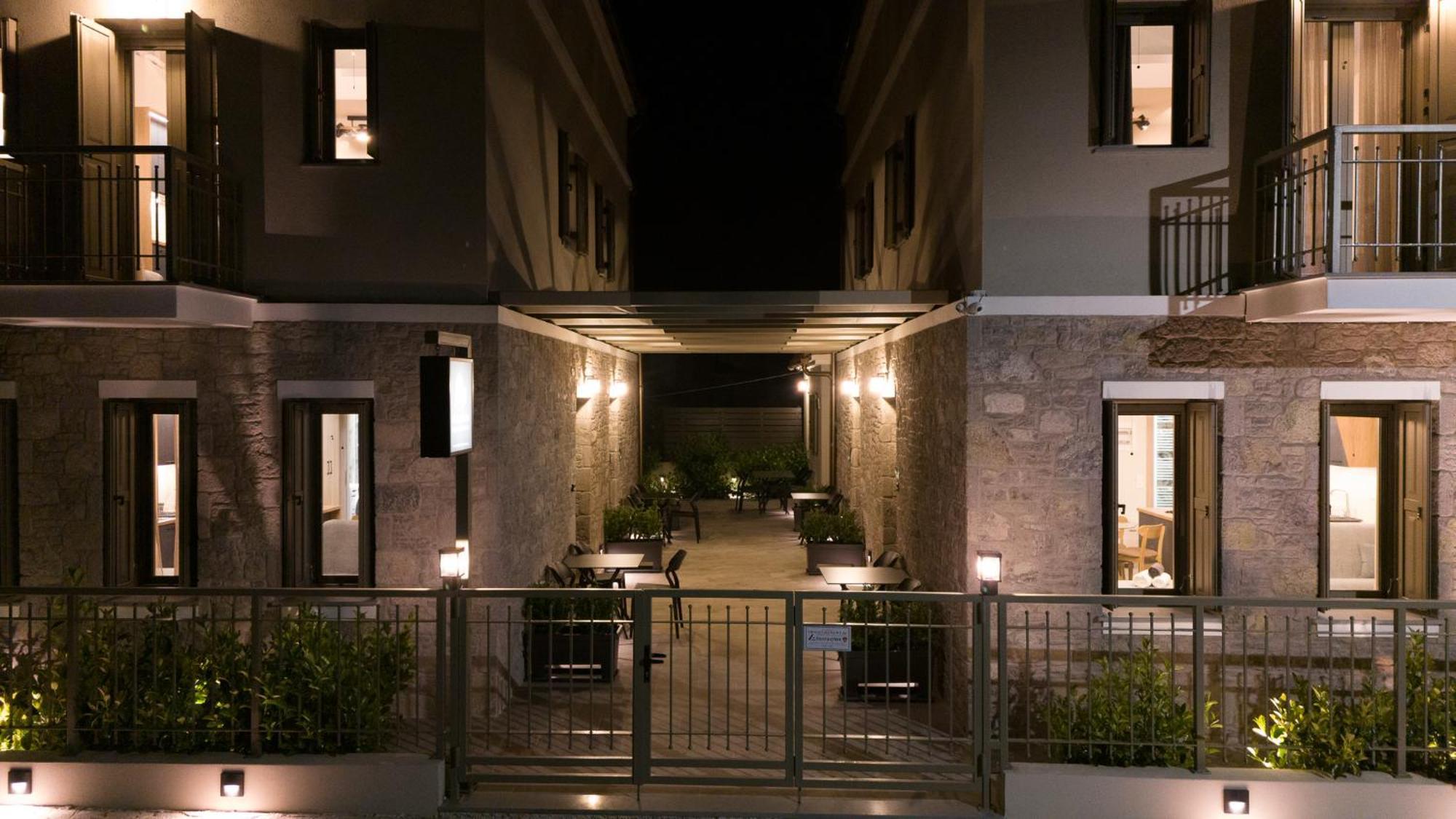 Akti Vigla Apartments Mytilene Bagian luar foto